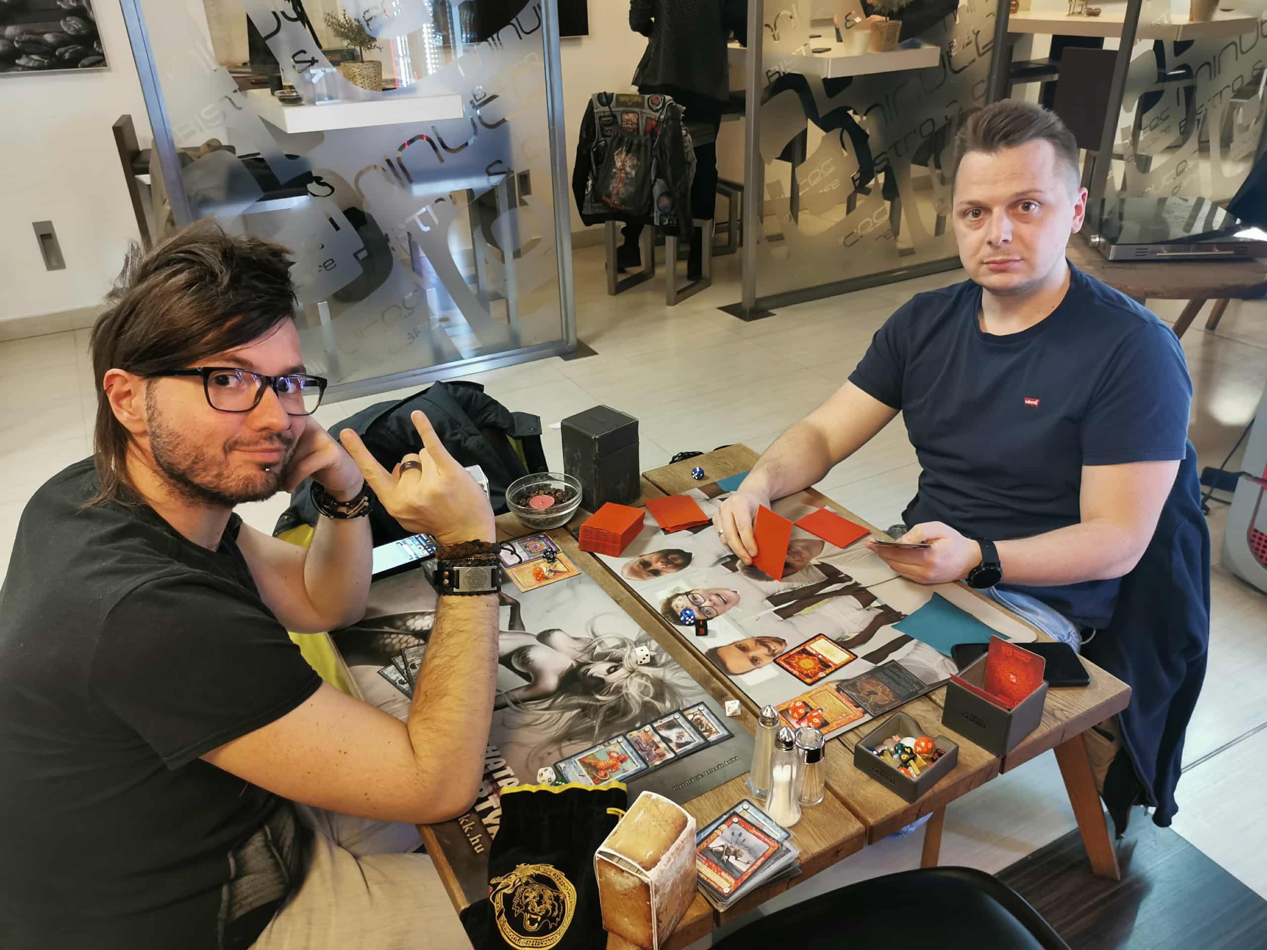 A Szuperkáoszon profik is megfordulnak