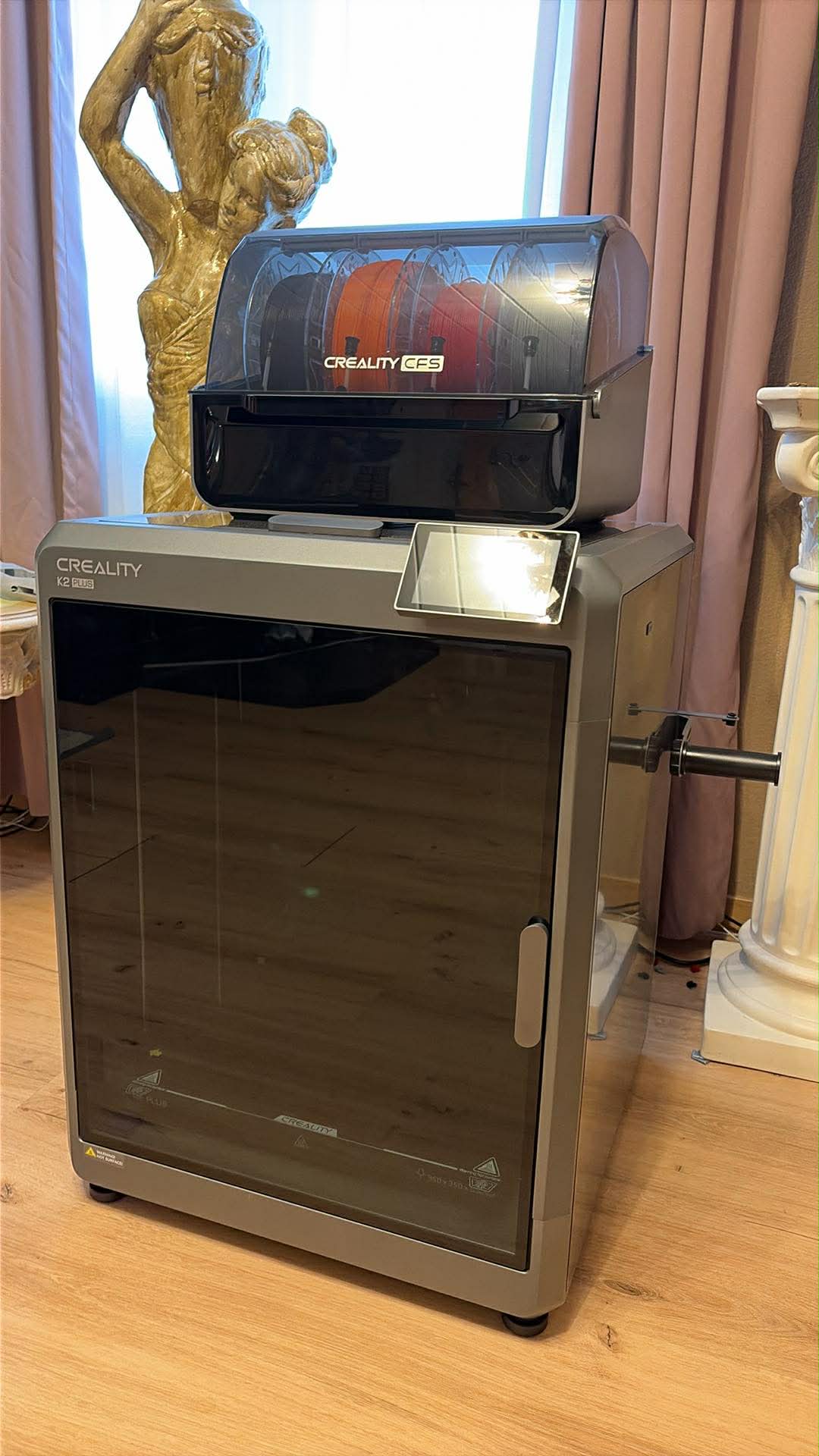 Creality K2 Plus 3D nyomtató és a nyomtatási alapanyagok